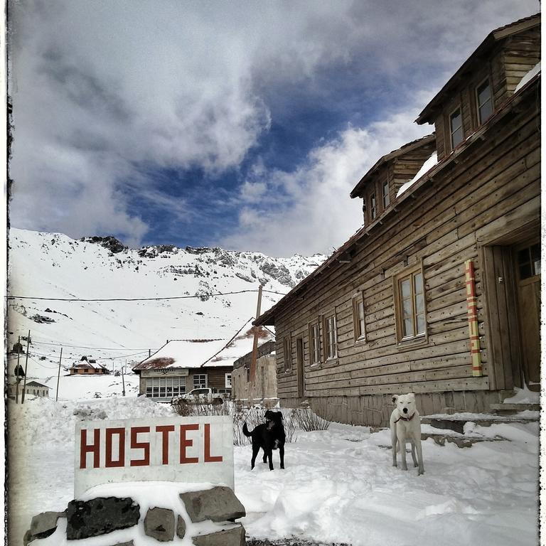 Portezuelo Del Viento - Hostel De Montana ラス・クエバス エクステリア 写真