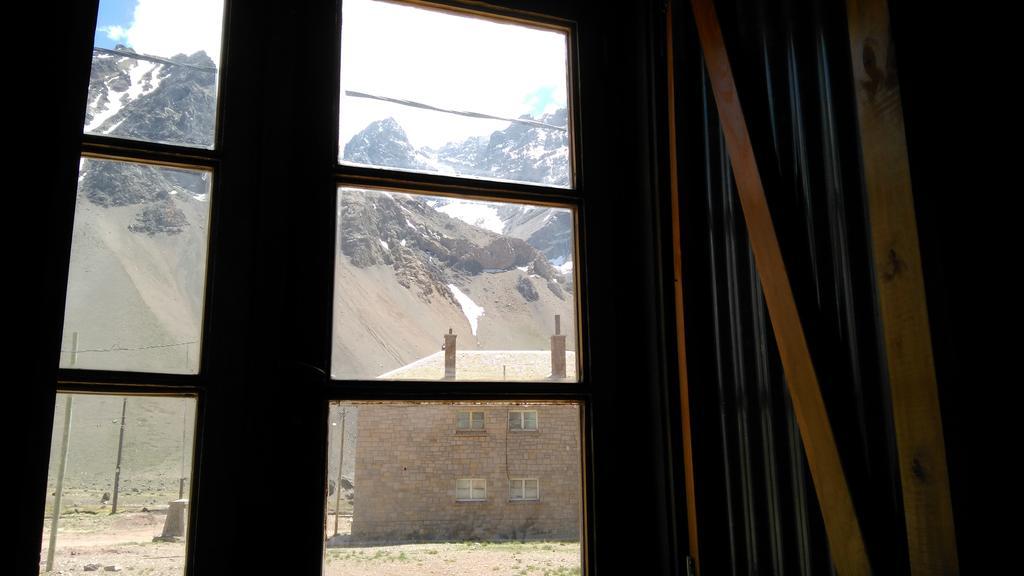 Portezuelo Del Viento - Hostel De Montana ラス・クエバス エクステリア 写真