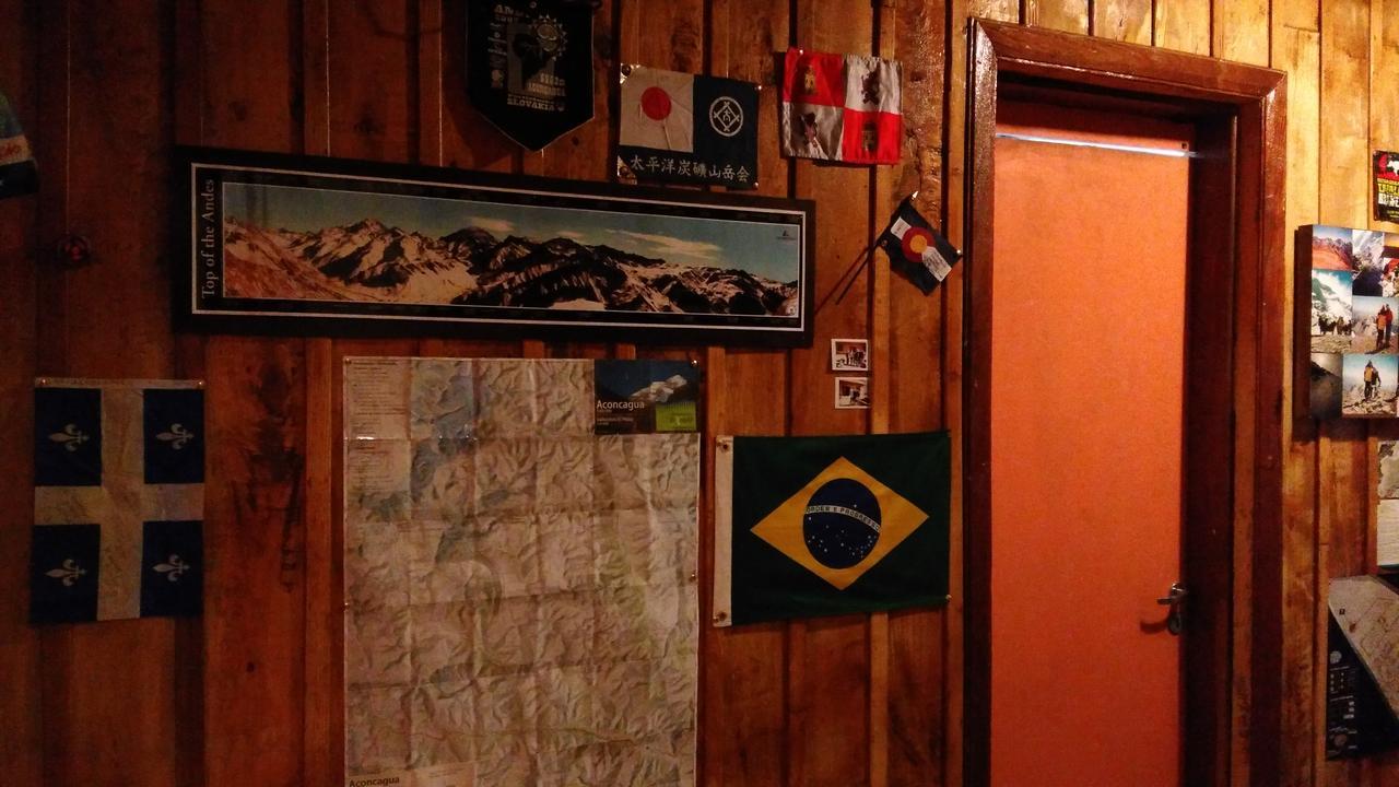 Portezuelo Del Viento - Hostel De Montana ラス・クエバス エクステリア 写真